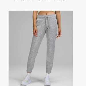 Lululemon ready to rulu jogger 29" size 8